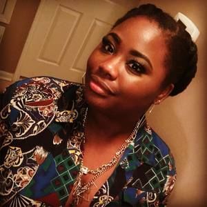 Meet your Posher, Elicia